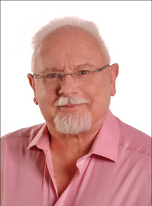 Herr Dr. med. Hubertus Neuber, Oberstarzt a.D.